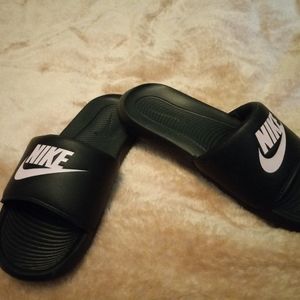 Nike slides